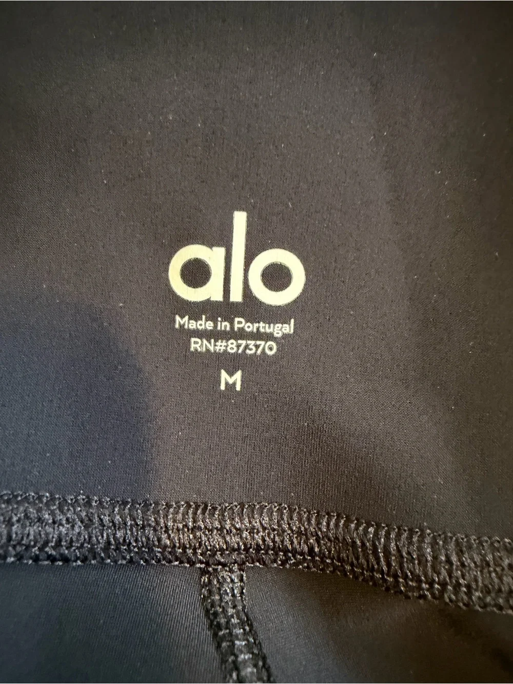 Alo Yoga High Waist Ripped Warrior Leggings Black Size Medium NWOT